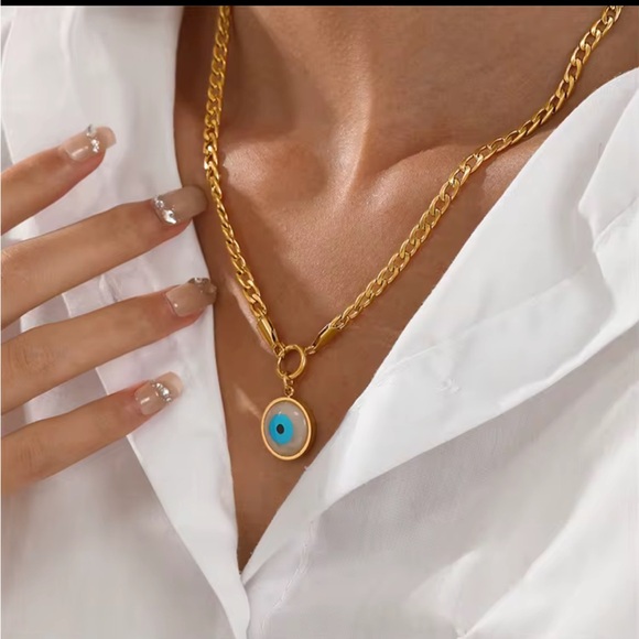 18k Gold plated Evil Eye Pendant Necklace Steel Stainless - Picture 2 of 2